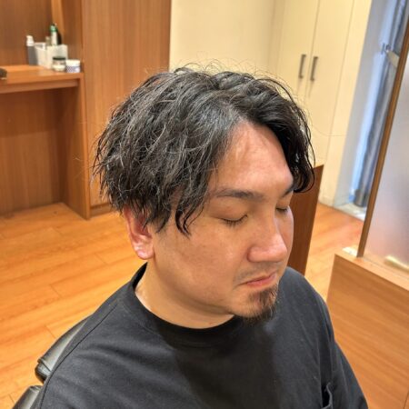 大人カッコいいセンターパートツイスパ、、、