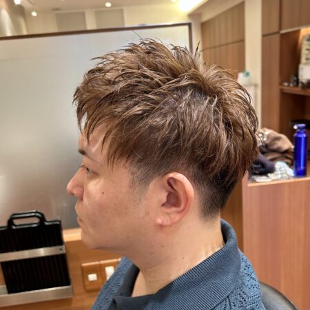 定番人気、刈り上げショート、、、