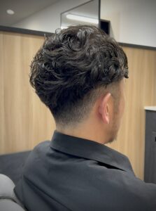 40.50代オトナ男子《刈上げ×ツヤ感パーマスタイル》【仙台 愛子】