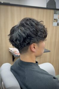 ツイスパ×波巻きで軽やか無造作ヘア！【仙台 愛子】