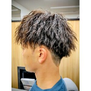 《仙台愛子》立体感際立つツイストパーマ！