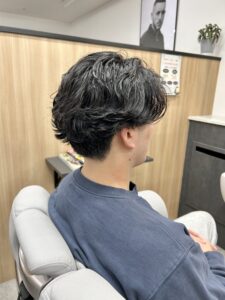 襟足短めでも《ニュアンスサーフ》でオトナっぽく！【仙台 愛子】