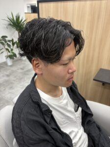 【フェザーパーマに飽きた方へ】少し雰囲気を変えるなら”大人の毛流れパーマ”仙台 愛子