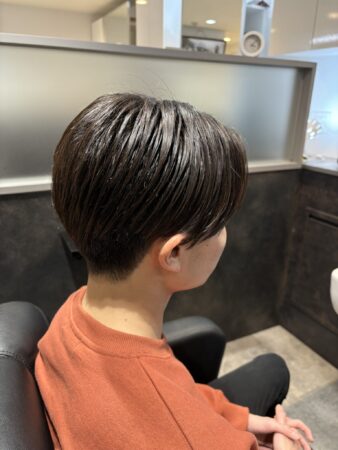 【縮毛でデザインセンターパート】