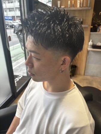【清潔感×動きでキマる◎アップバングショート】