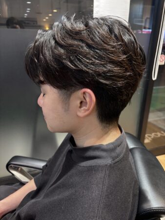 どんな場面にも似合うフェザーパーマ