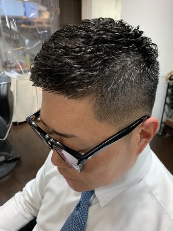 大流行 濡れパンヘアー ハンサム Classic浦和西口店 浦和駅西口から徒歩5分