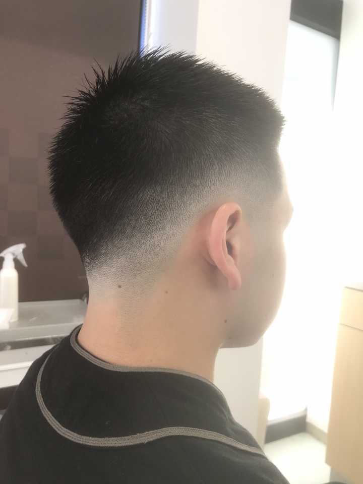 スキンフェードソフモヒ刈り上げオシャレボーズバーバースタイル 来店したお客様のヘアスタイル 理容ハンサム 戸田公園西口店 提携コインパーキングあり スキンフェードソフモヒ刈り上げオシャレボーズバーバースタイル 来店したお客様のヘアスタイル 理容ハンサム 戸田公園西口店 提携コインパーキングあり