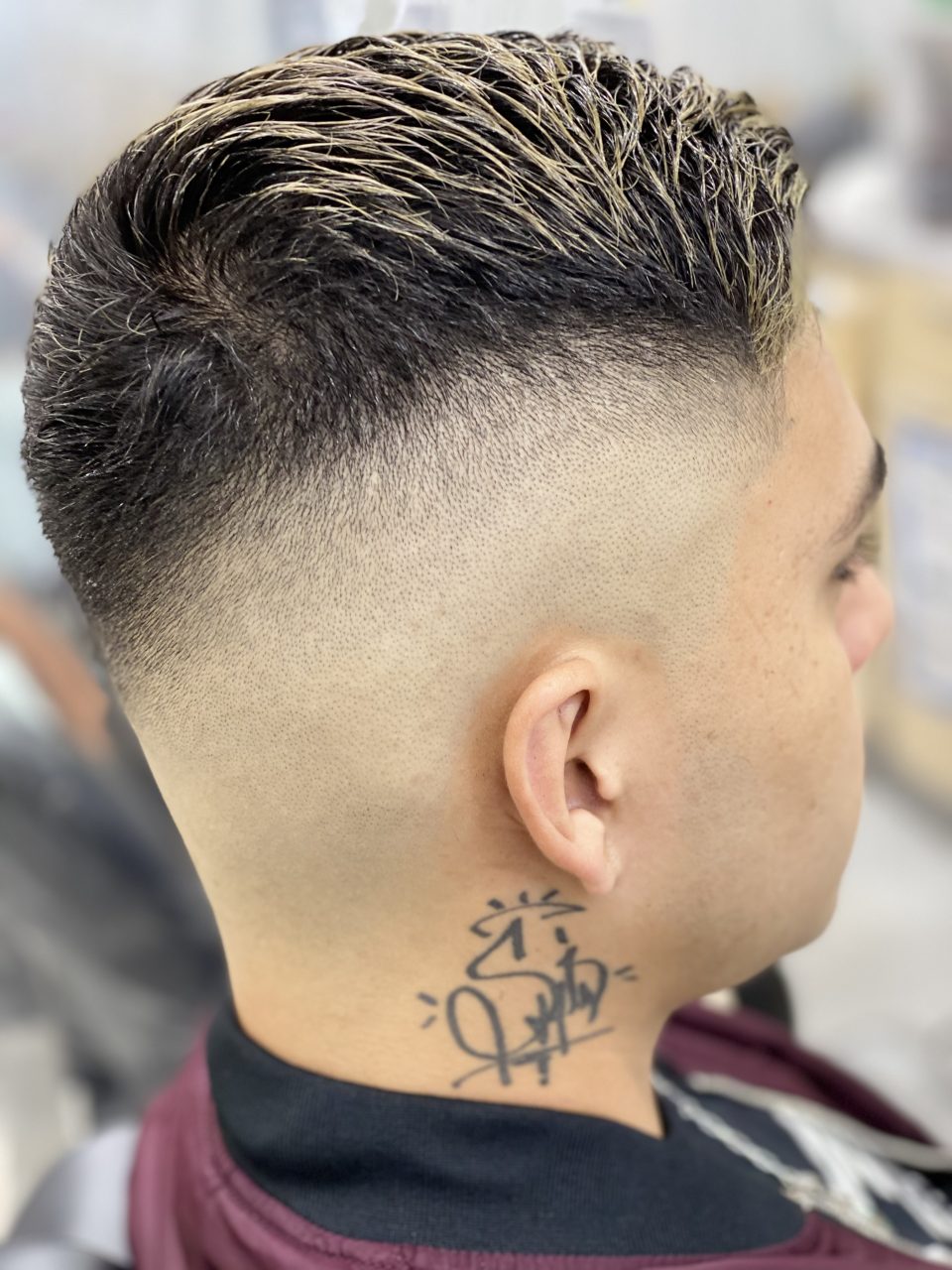 スキンフェード バーバースタイル 来店したお客様のヘアスタイル The Barber Eroica 東浦和店 P5台あり スキンフェード バーバースタイル 来店したお客様のヘアスタイル The Barber Eroica 東浦和店 P5台あり