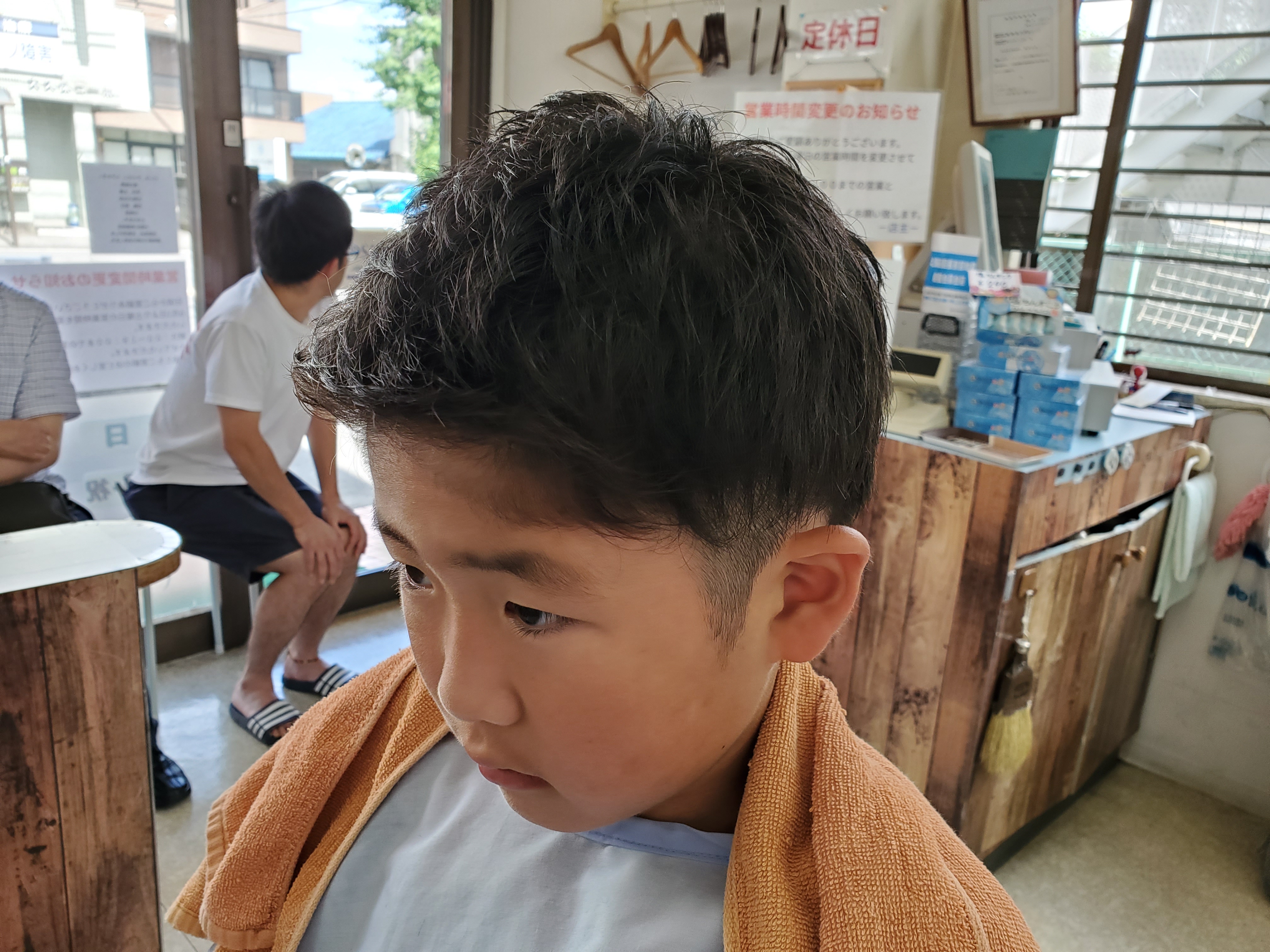 子供ツーブロック 来店したお客様のヘアスタイル 銀座バーバー与野